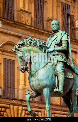 Statue de Cosme de Médicis à Florence Italie Banque D'Images