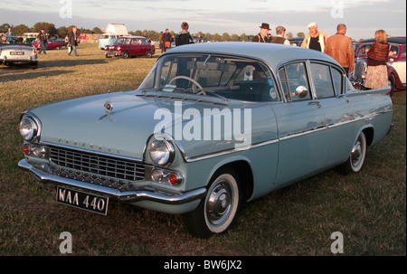 La Vauxhall Cresta PA Classique berline 4 portes motor car Banque D'Images