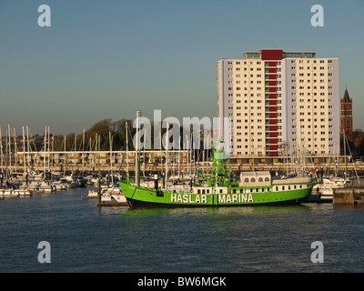 Lège retraite Souris Mary II amarré à Gosport Marina Haslar Hampshire England UK Banque D'Images