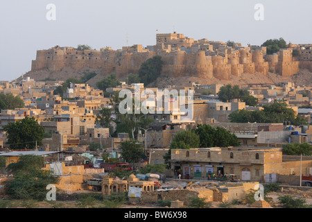 Vue sur la vieille ville de Jaisalmer au Rajasthan Banque D'Images