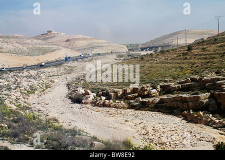 Lit de rivière Secs en désert de Syrie. Banque D'Images