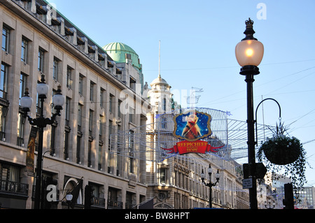 Les lumières de Noël, Regent Street, West End, City of westminster, Greater London, Angleterre, Royaume-Uni Banque D'Images