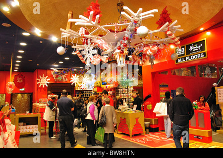 Hamley's Toy Store intérieur, Regent Street, West End, City of westminster, Greater London, Angleterre, Royaume-Uni Banque D'Images