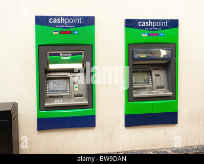 Distributeur de billets de la Lloyds TSB machine en UK Banque D'Images