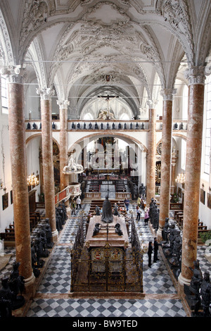 Église Hofkirche, Innsbruck, Tyrol, Autriche Banque D'Images