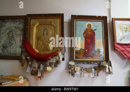 L'intérieur d'une église orthodoxe à Karpathos Banque D'Images