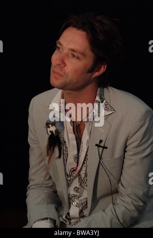 Singer Rufus Wainwright, backstage à l'O2 Wireless Festival, Hyde Park, London Banque D'Images