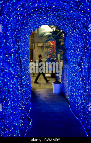 L'entrée d'un love hotel à Osaka, Japon. Banque D'Images