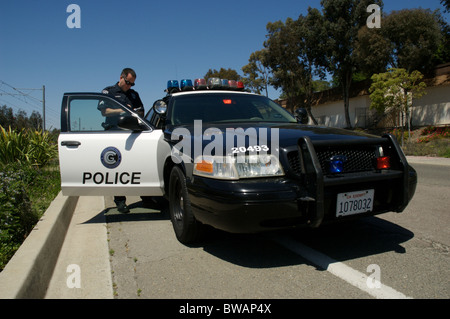 Un pilote est délivré un billet à Lemon Grove, CA. Banque D'Images