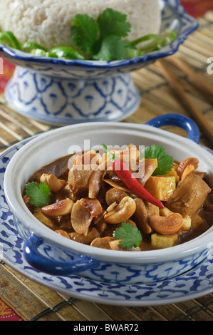 Poulet au curry Massaman thaï Thaïlande Banque D'Images