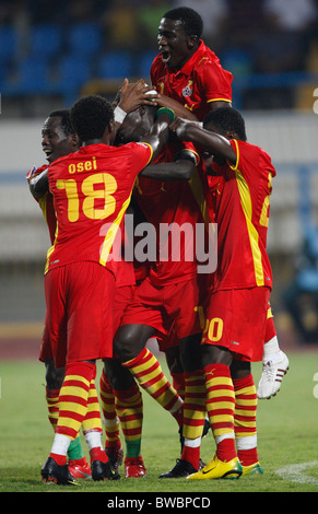 Les joueurs ghanéens célèbrent après un but par Mohammed Rabiu lors d'une Coupe du Monde FIFA U-20 GROUPE D match contre l'Uruguay Oct 2, 2009 Banque D'Images
