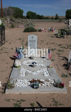 Ancien combattant de la Deuxième Guerre mondiale américain tombe au cimetière de San Ysidro Corrales à Corrales, New Mexico, le 10 juin, 2010 Banque D'Images