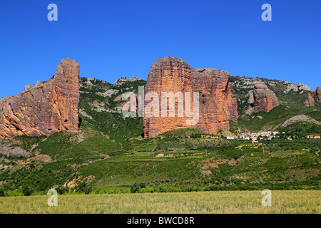 Mallos de Riglos montagnes forme-icône à Huesca Aragon Espagne Banque D'Images