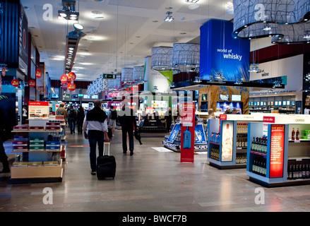 La nouvelle boutique duty free du terminal 5 de l'aéroport de Stockholm Arlanda en Suède Banque D'Images