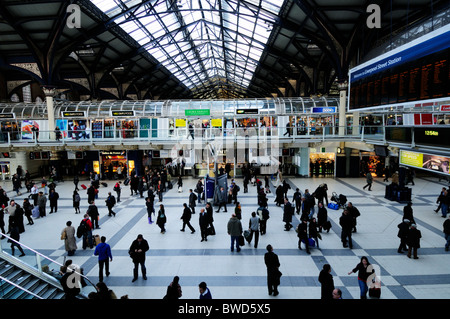 Hall de la gare de Liverpool Street, London, England, UK Banque D'Images