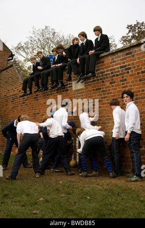 Collège d'Eton Wall Game 2010. Match de démonstration de bloc F. Banque D'Images