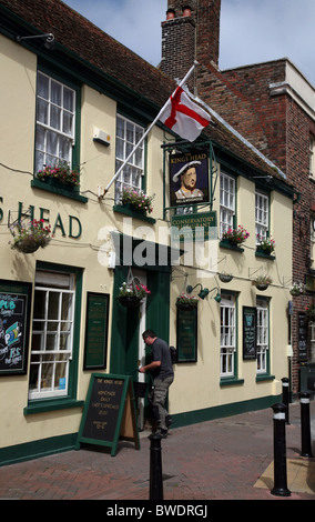 Le King's Head, un pub pittoresque dans la zone de la vieille ville de Poole Banque D'Images