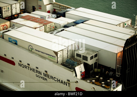 Ferry 'NORTHERN MERCHANT' aux côtés de Palma de Majorque avec les camions en attente d'opportunité de laisser Banque D'Images