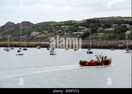 Bateaux dans port de pêche de Howth, mer d'Irlande,Co. Dublin, Irlande Banque D'Images