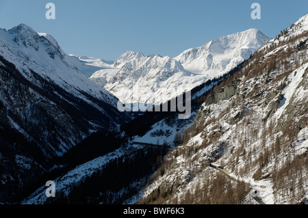 Le haut du Val d'Herens, près d'Arolla, Suisse en hiver. Banque D'Images