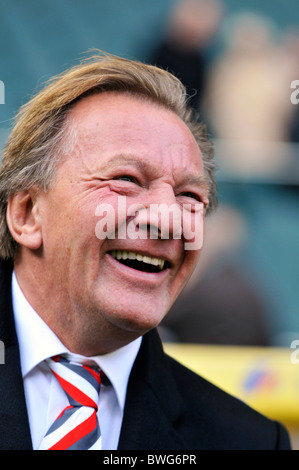Moenchengladbach, Allemagne 20.11.2010, football: Saison Bundesliga 2010/11 match day 13, Borussia Moenchengladbach (vert) vs Mayence (blanc) 05 2:3 -- portrait de Harald STRUTZ, président du club allemand de Bundesliga Mainz 05 Banque D'Images