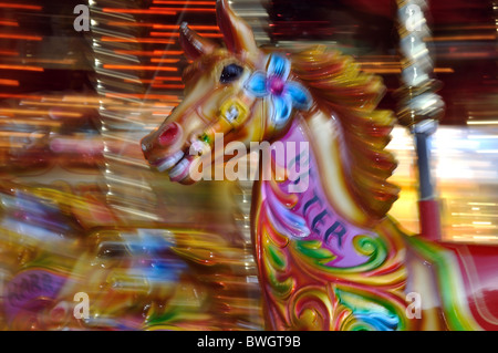 Fête foraine carrousel ride Banque D'Images