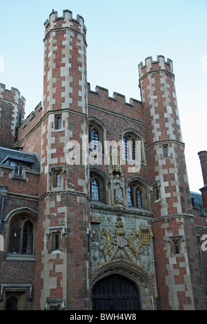 Grande porte de Trinity College de la ville de Cambridge Banque D'Images