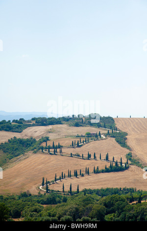 Windy road près de la Foce estate, Toscane Banque D'Images