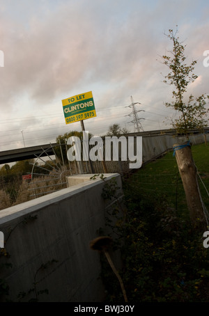 Agents immobiliers les enseignes, sur les Gurney fermer estate ,barking Essex Banque D'Images