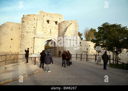 Porte de St John, ville médiévale de Provins, Seine et Marne Ile de France France Banque D'Images