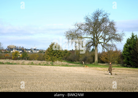 Shooters (armes à feu) en attendant le gibier qui augmente sur un tournage, España Banque D'Images