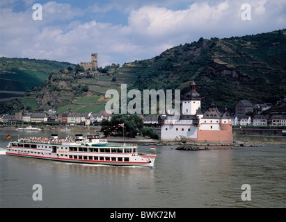 Rhin rivière paysage château Gutenfels ship island comte palatin du Rhin Palatinat pierre blanc vapeur d'excursion Banque D'Images