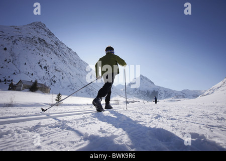 Ski de fond dans la vallée de Paznaun, Galtuer, Tyrol, Autriche Banque D'Images