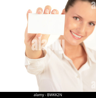 Photo de belle jeune femme présentant sa carte de Banque D'Images