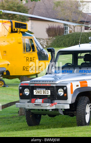 Tweed Valley Mountain Rescue avec Ambulance hors route Banque D'Images