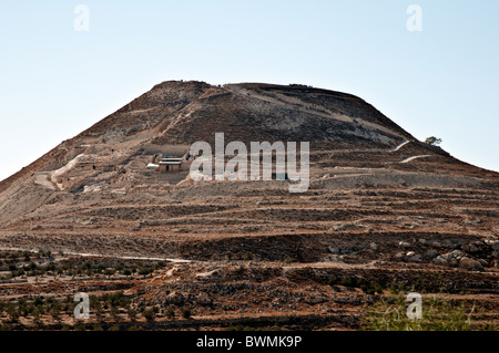 Herodium, une forme de cône artificiel Mt. Désert de Judée, Israël Banque D'Images