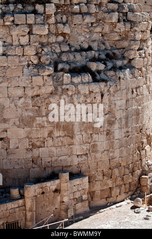 Le palais et la forteresse de montagne,supérieure Herodium,désert de Judée en Israël Banque D'Images