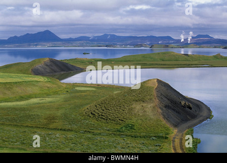 Paysage d'ISLANDE - Reykjavik, un lac eutrophe peu profond situé dans un secteur de volcans actifs, de l'Islande. Banque D'Images