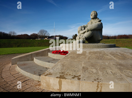 Capel le Ferne War Memorial. Banque D'Images