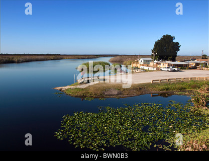 Holly Camp Camp de Pêche et des virées en bateau sur la partie supérieure de la rivière St-Jean au Comté de Brevard en Floride Banque D'Images