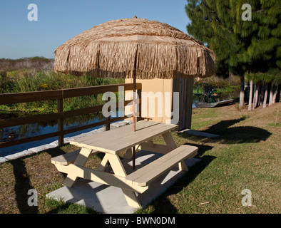 Holly Camp Camp de Pêche et des virées en bateau sur la partie supérieure de la rivière St-Jean au Comté de Brevard en Floride Banque D'Images