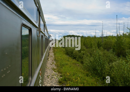 Voiture de chemin de fer de via Rail sur la route de Winnipeg à Churchill, Cape Merry, Churchill (Manitoba). Banque D'Images