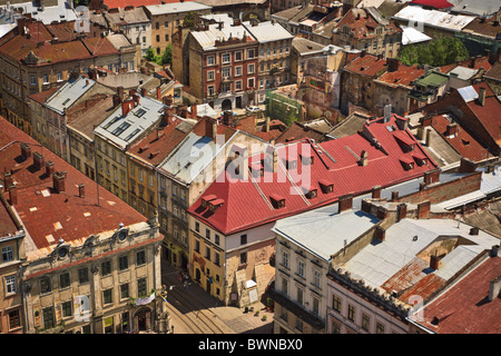 L'été à Lviv, en Ukraine, en vue de l'hôtel de ville Banque D'Images