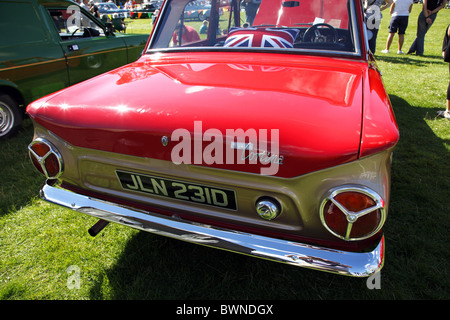 FORD CORTINA MK1 GT VOITURE STAINDROP NORTH YORKSHIRE RABY CASTLE STAINDROP NORTH YORKSHIRE STAINDROP NORTH YORKSHIRE 22 août 2 Banque D'Images