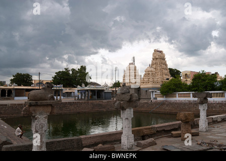 Katchabeswarar Kachabeswarar Temple Sri ; ; ; ; shiva hindu saivite ; 13e siècle ; temple Chola ; à Kancheepuram ;Kanchipuram, Banque D'Images