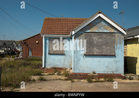 Exécuter down house dans le besoin de rénovation, Jaywick, Essex Banque D'Images