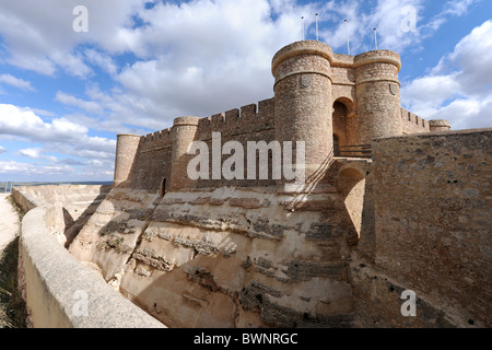 Château du 15ème siècle, construit par Juan Pacheco, marquis de Villena, Chinchilla de Montearagon, Castille-La Manche, Province d'Albacete, Espagne Banque D'Images