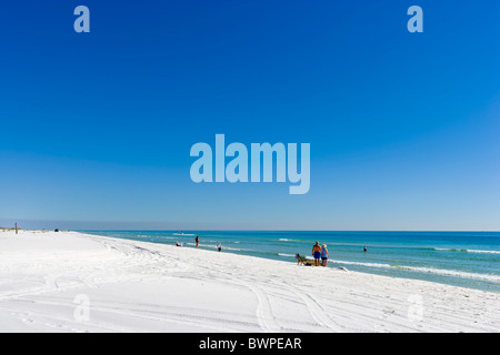Plage de Gulf Islands National Seashore, Pensacola Beach, Santa Rosa Island, la Côte du Golfe, Florida, USA Banque D'Images