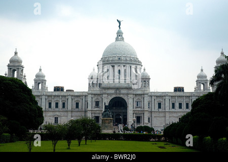 Le Victoria Memorial, le grand héritage de l'Empire, se trouve dans la splendeur impériale à Kolkata, Inde Banque D'Images