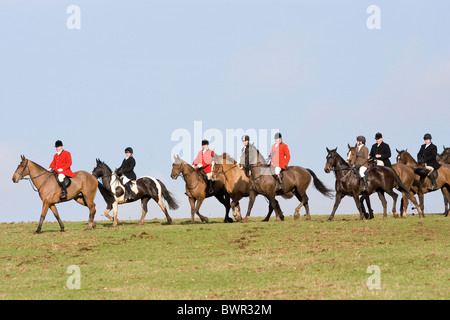 Cavaliers à cheval La Chasse au Renard La vallée de Lune Yorkshire Dales Foxhounds en Angleterre. Photo:Jeff Gilbert Banque D'Images